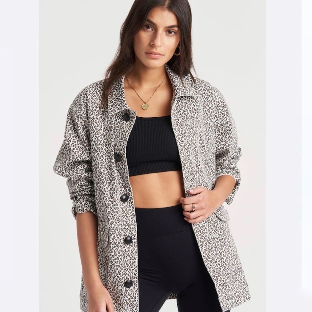 Varleyâ Linwood Cotton Leopard Animal Print White Black Chore Jacket Size Small